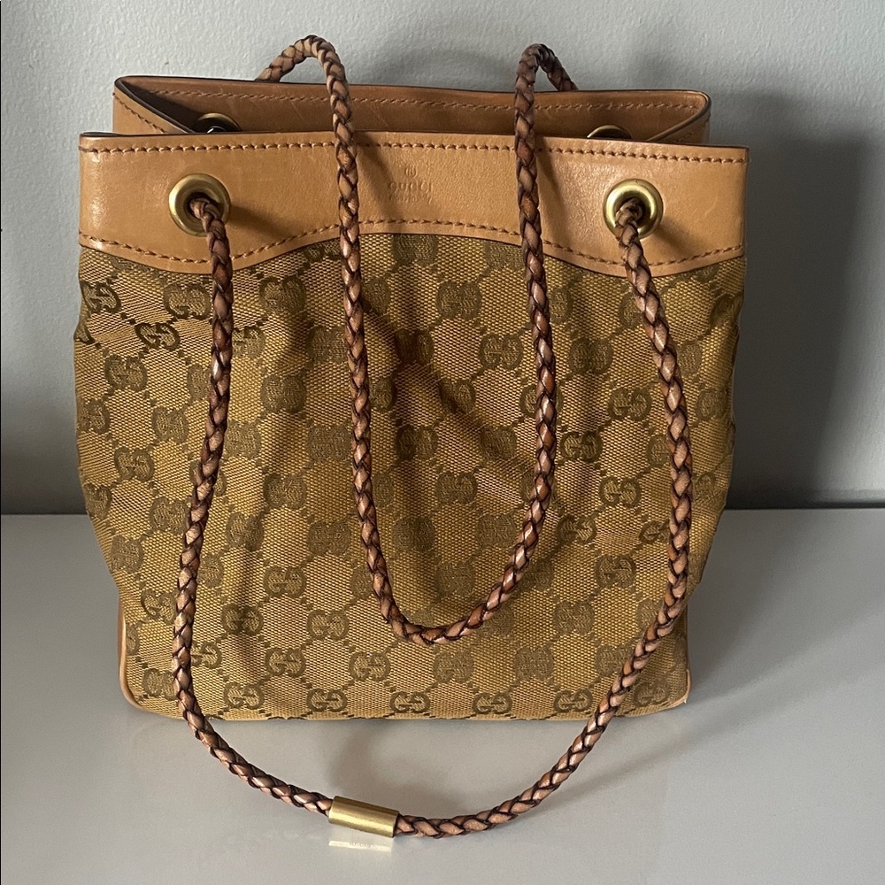 100% authentic great condition Gucci Brown Monogram Canvas Bag with Leather Trim - Picture 10 of 15